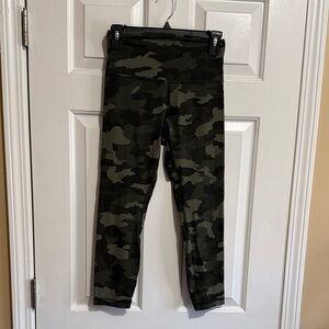 Lululemon Green Camo Aligns 23”